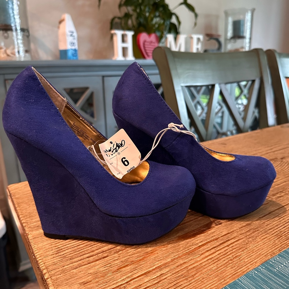Mossimo Cobalt Blue Wedge Heels